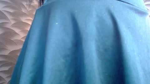 Crystal online show from October 20, 2025, 7:58 pm