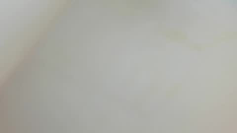 Crystal online show from November 7, 2025, 3:56 pm