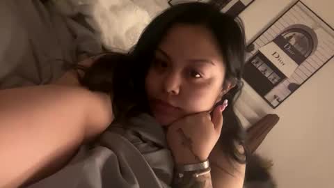 crystalfuego2 online show from October 6, 2025, 3:59 am