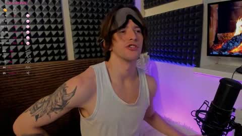 Crys online show from December 10, 2024, 9:22 pm