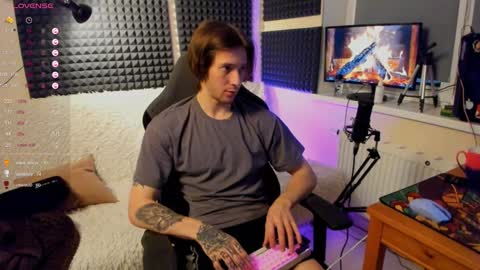 Crys online show from December 13, 2024, 8:15 pm