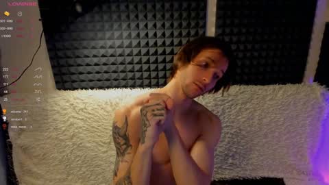 Crys online show from December 17, 2024, 12:45 am