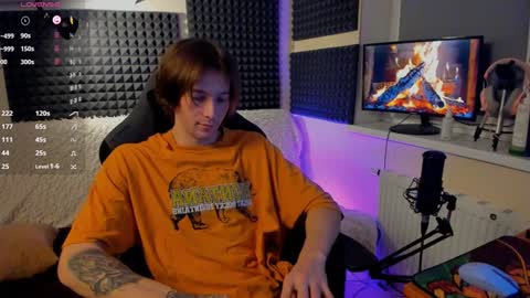 Crys online show from December 20, 2024, 7:07 pm