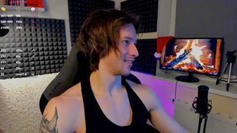 Crys online show from December 22, 2024, 10:58 pm