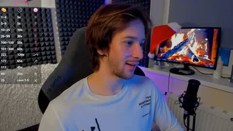 Crys online show from December 30, 2024, 8:25 pm