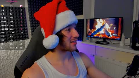 Crys online show from December 31, 2024, 8:34 pm