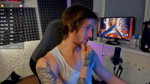 Crys online show from January 7, 2025, 9:14 pm