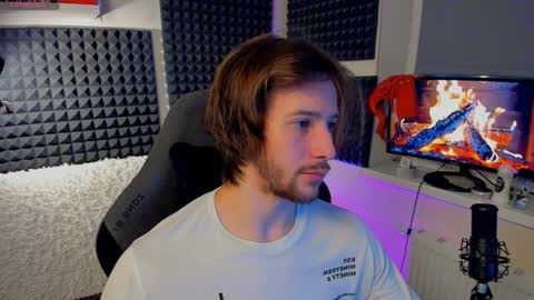 Crys online show from January 10, 2025, 8:04 pm