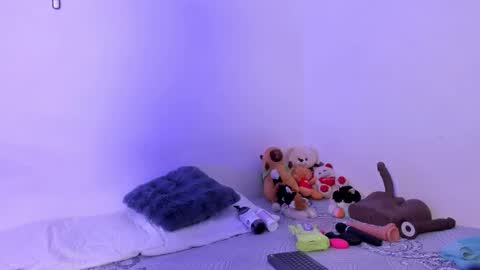 Soy Crystal online show from October 11, 2025, 12:04 pm