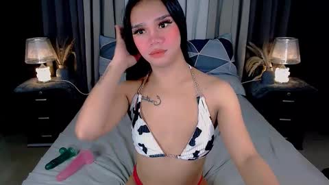 Snapshot of crytastal_lust1212 chatting on September 29, 2025, 8:52 am bea takashi online show from September 29, 2025, 8:52 am