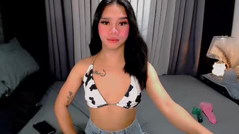 Snapshot of crytastal_lust1212 chatting on October 20, 2025, 8:15 am bea takashi online show from October 20, 2025, 8:15 am