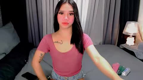 Snapshot of crytastal_lust1212 chatting on October 27, 2025, 8:51 am bea takashi online show from October 27, 2025, 8:51 am