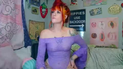     online show from October 30, 2025, 9:59 pm