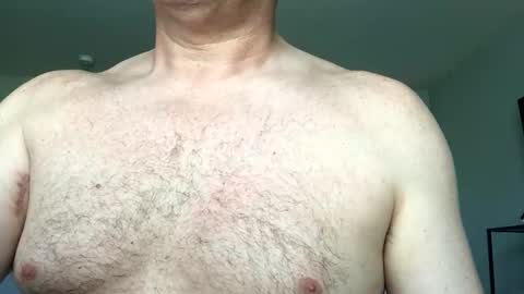 Snapshot of cuban2_slut chatting on October 16, 2025, 9:16 pm Cubantoo online show from October 16, 2025, 9:16 pm