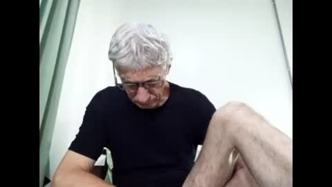 BIG UNCUT HARD COCK online show from March 4, 2025, 1:45 am