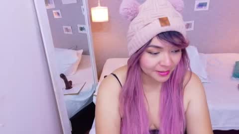 cuckoldlover69_ online show from September 26, 2025, 1:59 pm