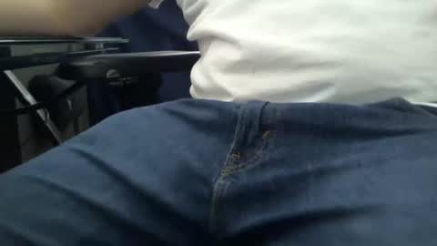 cuddlebeardeluxe online show from November 10, 2025, 7:02 pm