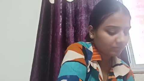 Snapshot of cuddlemuffins_3110 chatting on December 19, 2025, 10:22 am cuddlemuffins online show from December 19, 2025, 10:22 am