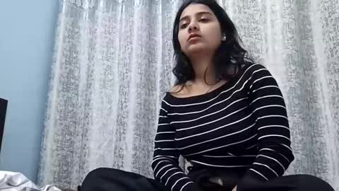 Snapshot of cuddlemuffins_3110 chatting on February 13, 2026, 7:37 am cuddlemuffins online show from February 13, 2026, 7:37 am