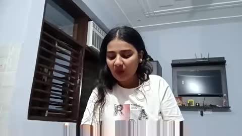 Snapshot of cuddlemuffins_3110 chatting on February 24, 2026, 3:54 pm cuddlemuffins online show from February 24, 2026, 3:54 pm