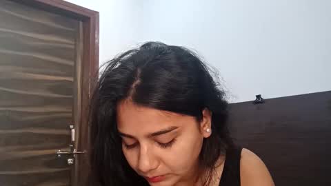 Snapshot of cuddlemuffins_3110 chatting on March 22, 2026, 3:54 am cuddlemuffins online show from March 22, 2026, 3:54 am