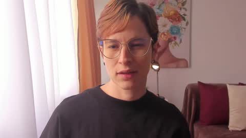 Leonela online show from March 10, 2025, 7:50 pm