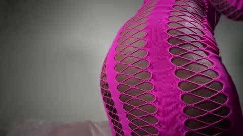 cum2charmxx online show from November 23, 2025, 3:34 pm