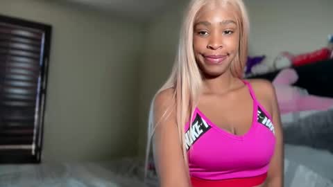 cum2charmxx online show from April 1, 2026, 2:47 pm