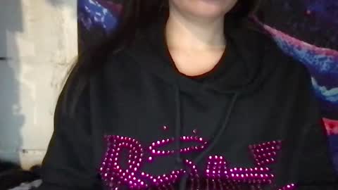 Angela online show from February 1, 2025, 10:02 pm