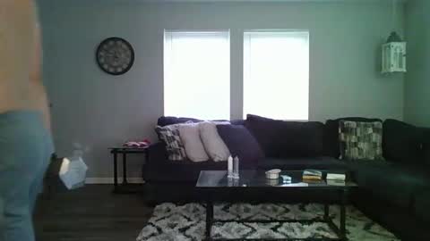 Lloyd Wallace online show from October 22, 2025, 4:51 pm