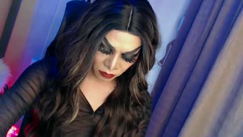 CUMMELA SLUTI online show from March 11, 2025, 1:05 am