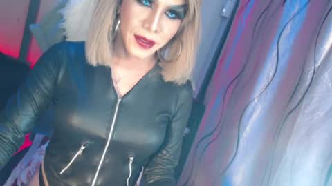 Snapshot of cum_4youbaby chatting on July 17, 2026, 10:11 am CUMMELA SLUTI online show from July 17, 2026, 10:11 am