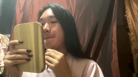 Ashly online show from April 15, 2026, 9:48 pm