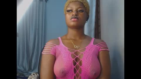 Snapshot of cum_ebony_petitxx chatting on June 25, 2026, 7:02 am cath online show from June 25, 2026, 7:02 am