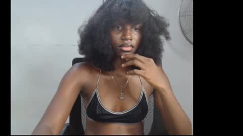 sophie online show from March 12, 2026, 7:03 am