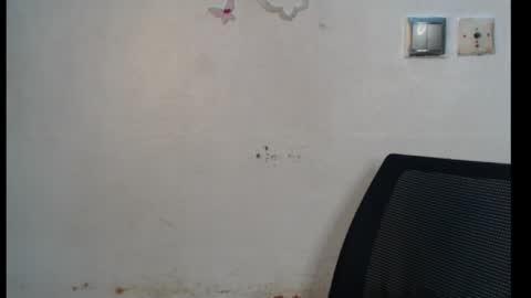 Snapshot of cum_ebony_xxxpetit chatting on May 12, 2026, 1:47 am Teeha online show from May 12, 2026, 1:47 am