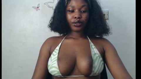 Snapshot of cum_ebony_xxxpetit chatting on July 2, 2026, 3:23 am Teeha online show from July 2, 2026, 3:23 am