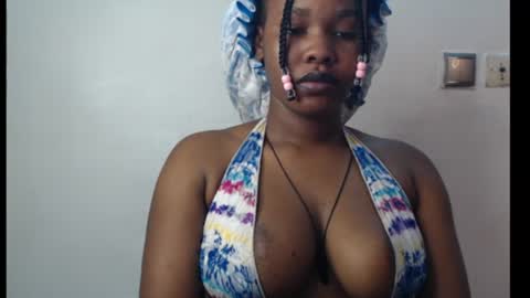 Snapshot of cum_ebony_xxxpetit chatting on August 7, 2026, 3:58 pm Teeha online show from August 7, 2026, 3:58 pm