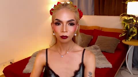 Snapshot of cum_ofdesire chatting on May 7, 2026, 5:51 pm cum_ofdesire online show from May 7, 2026, 5:51 pm
