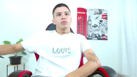 cumandres online show from October 21, 2025, 1:56 pm