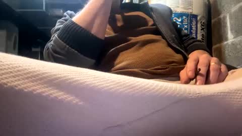 Snapshot of cumfacialxxx chatting on December 1, 2024, 4:29 pm cumfacialxxx online show from December 1, 2024, 4:29 pm