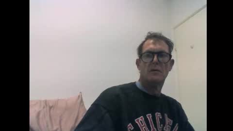 cumliveinoz online show from September 15, 2025, 9:42 am