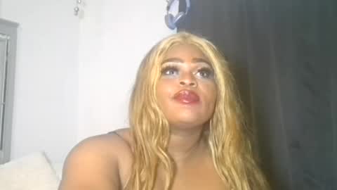 Ava Rain online show from December 11, 2024, 8:26 am