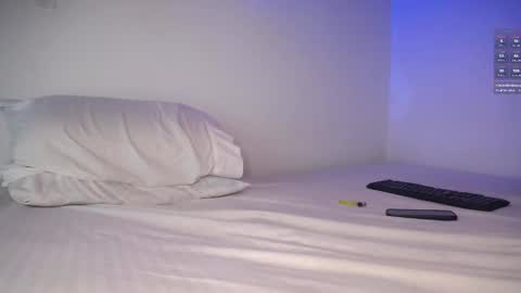 Snapshot of cummerlatino chatting on February 6, 2025, 9:53 am cummerlatino online show from February 6, 2025, 9:53 am