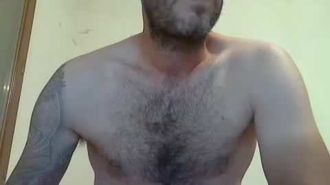 cummincock04 online show from September 17, 2025, 8:32 pm