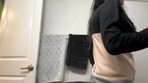 Snapshot of cumontae chatting on December 6, 2024, 6:26 am Pussy whipped babyboy online show from December 6, 2024, 6:26 am