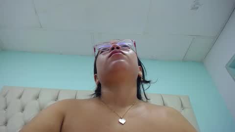 Cumontitsxxx online show from November 1, 2025, 11:45 am