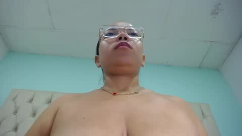 Snapshot of cumontitsxxx chatting on April 24, 2026, 11:23 am Cumontitsxxx online show from April 24, 2026, 11:23 am
