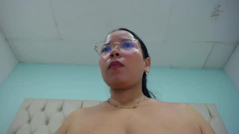 Snapshot of cumontitsxxx chatting on May 12, 2026, 12:35 pm Cumontitsxxx online show from May 12, 2026, 12:35 pm