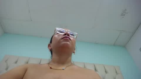 Snapshot of cumontitsxxx chatting on May 27, 2026, 12:46 pm Cumontitsxxx online show from May 27, 2026, 12:46 pm